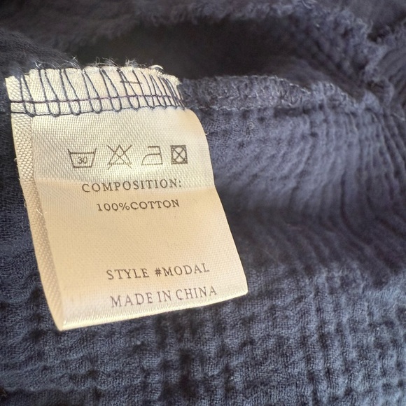 Igenjun Navy Gauze V Neck Beach Pool Coverup NWT XL Resort Wear Swim Tunic LS - Picture 10 of 10